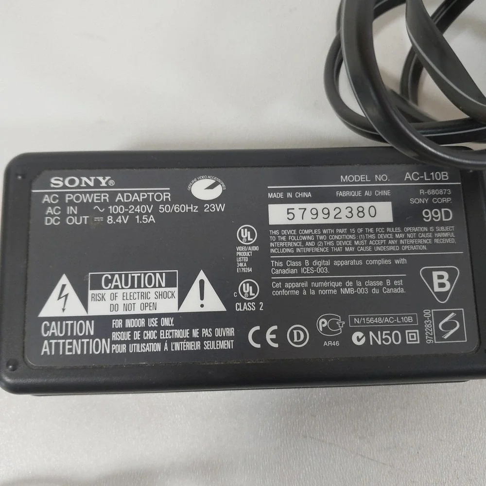 Genuine Sony AC-L10B Power‎ Adaptor Handycam Camcorder OEM